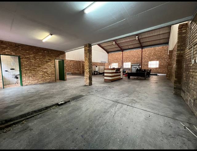 429M² WAREHOUSE TO LET IN HENNOPSPARK